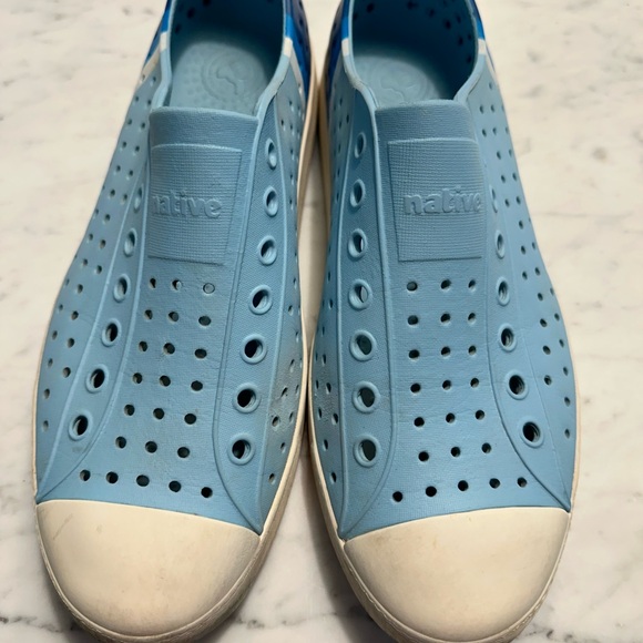 Women’s Native shoes - Picture 3 of 3